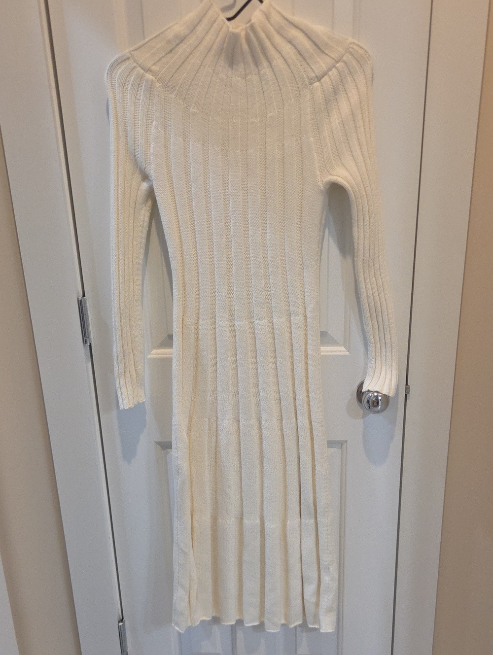 Banana Republic Cream Ribbed Long-Sleeve Midi Sweater Dress